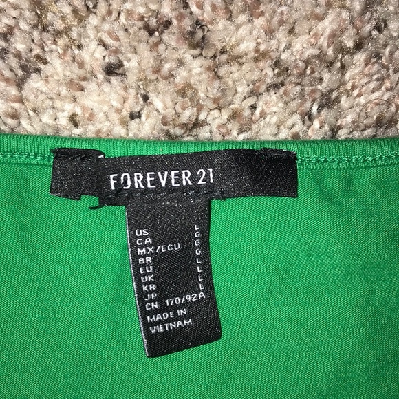 F21 Green Halter Cropped Tank - Picture 3 of 3